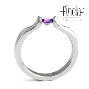 Liliom eljegyzési gyűrű ametiszttel