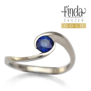 Ölelés fehér arany eljegyzési gyűrű kék zafírral